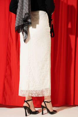 Çiçek Dantelli Tül Kalem Etek Ekru - Etek