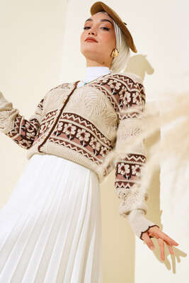 Çiçek Desen Kısa Triko Hırka Bej - Triko Hırka