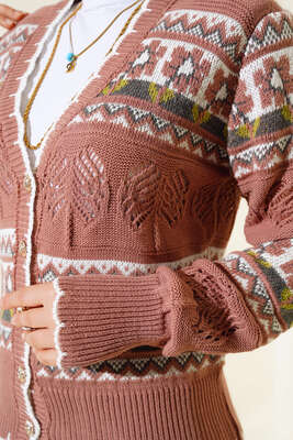 Çiçek Desen Kısa Triko Hırka Gül Kurusu - Triko Hırka