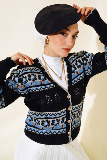 Çiçek Desen Kısa Triko Hırka Siyah - Hırka