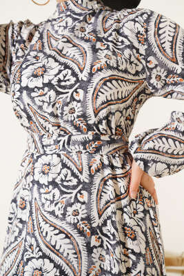 Çiçek Desen Kuşaklı Viskon Elbise Siyah - Tesettür Elbise