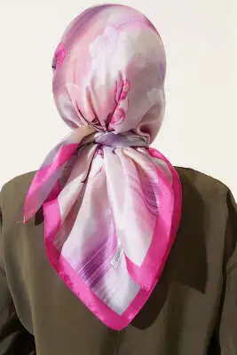 Çiçek Desen Twill Eşarp Fuşya - Başörtüsü
