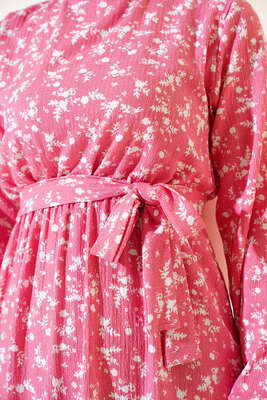 Çiçek Desenli Bel Lastikli Bürümcük Elbise Pudra - Tesettür Elbise