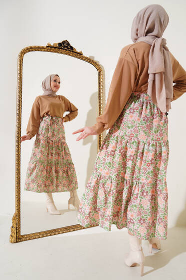 Çiçek Desenli Etekli İkili Takım Bisküvi - İkili Takım