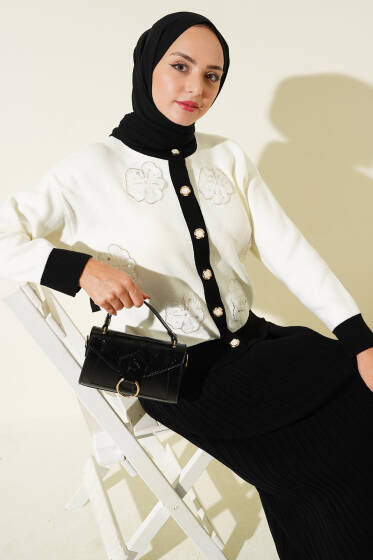 Çiçek Desenli Etekli Triko İkili Takım Siyah - İkili Takım