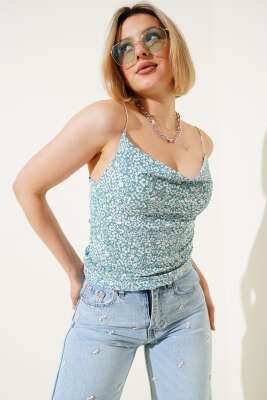 Çiçek Desenli İp Askılı Bluz Yeşil - Yılın Fırsatı