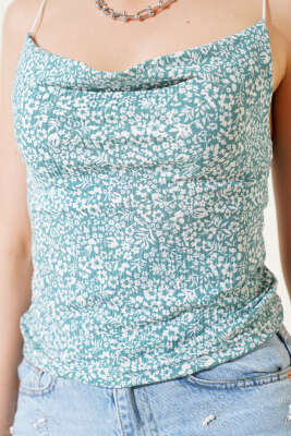 Çiçek Desenli İp Askılı Bluz Yeşil - Yılın Fırsatı