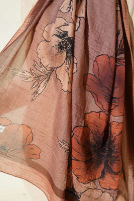 Çiçek Desenli Müslin Şal Latte - Günün Seçilenleri