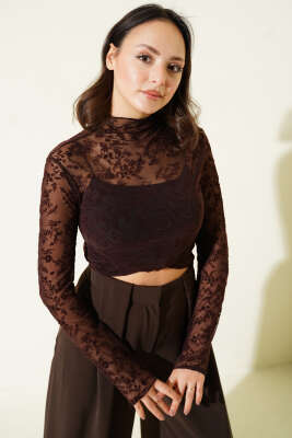 Çiçek Detaylı Büzgülü Tül Bluz Acı Kahve - CALİENTE