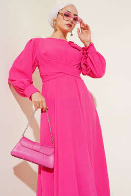 Çiçek Detaylı Önü Çapraz Bağlamalı Elbise Fuşya - Tesettür Elbise