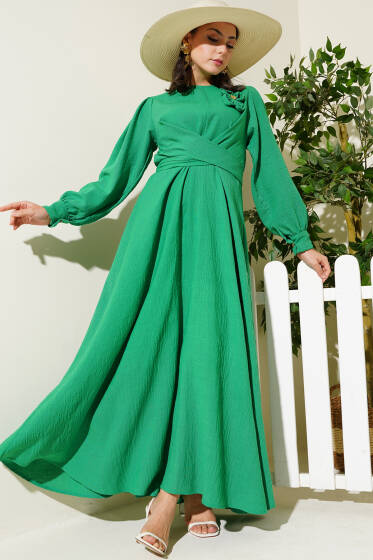 Çiçek Detaylı Önü Çapraz Bağlamalı Elbise Yeşil - Elbise