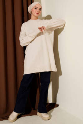 Çiçek Detaylı Yumoş Triko Tunik Taş - 300-500 TL Ürünler