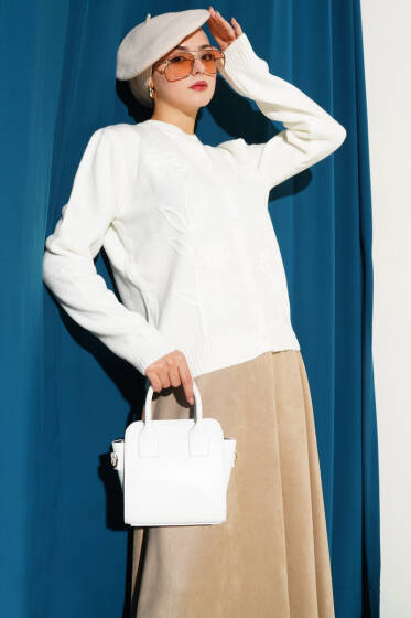 Çiçek İşlemeli Kısa Triko Hırka Ekru - Hırka