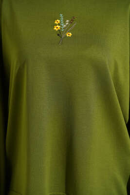 Çiçek İşlemeli Loyşa Bluz Yeşil - Bluz