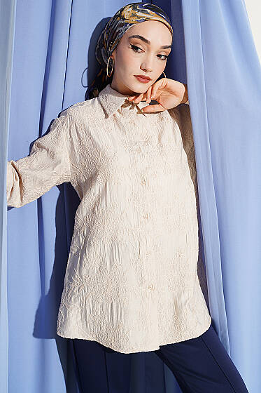 Çiçek Kabartmalı Basic Gömlek Bej - Gömlek