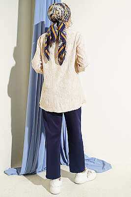 Çiçek Kabartmalı Basic Gömlek Bej - Gömlek