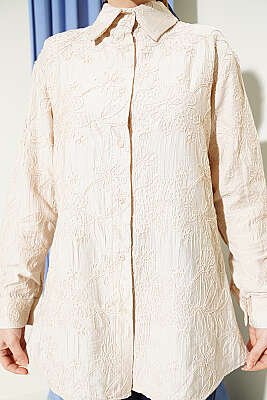 Çiçek Kabartmalı Basic Gömlek Bej - Gömlek