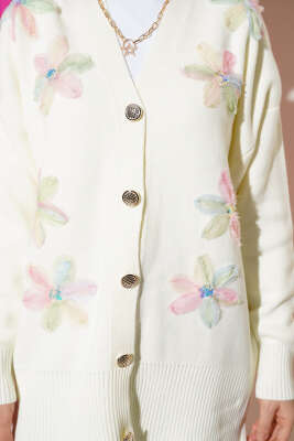 Çiçek Motifli Düğmeli Triko Hırka Ekru Pembe - Hırka