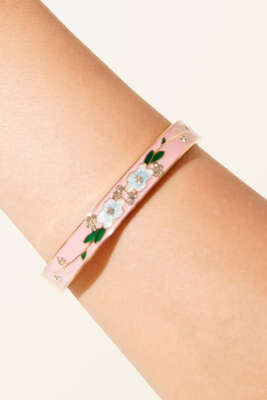 Çiçek Motifli Kelepçe Bilezik Pembe - Günün Seçilenleri