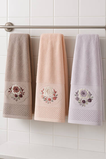 Çiçek Nakışlı 3'lü Yüz Havlu Set Asorti 2 - HAVLU TAKIMLARI