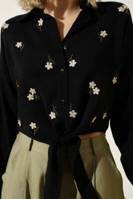 Çiçek Nakışlı Bağlamalı Crop Gömlek Siyah - Kadın Giyim Modelleri