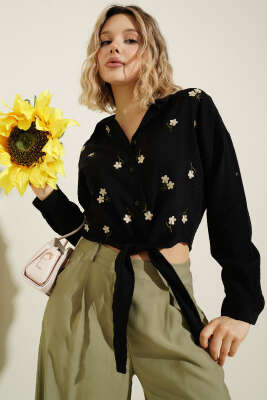 Çiçek Nakışlı Bağlamalı Crop Gömlek Siyah - Kadın Giyim Modelleri