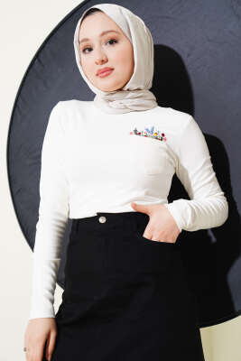 Çiçek Nakışlı Cepli Body Ekru - Yılın Fırsatı