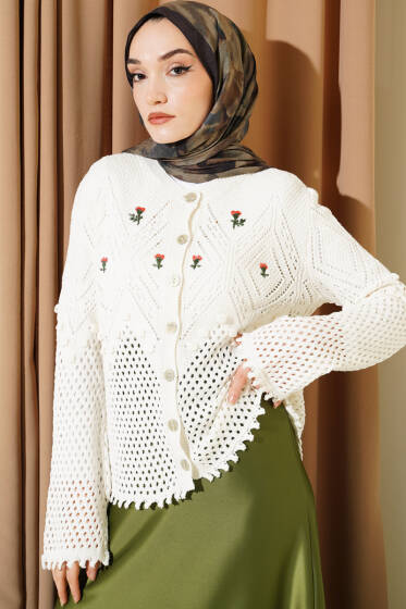 Çiçek Nakışlı Düğmeli Kısa Triko Hırka Beyaz - Hırka