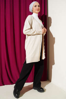 Çiçek Nakışlı Düğmeli Merserize Hırka Bej - Hırka