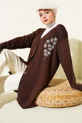 Çiçek Nakışlı Düğmeli Merserize Hırka Kahve 