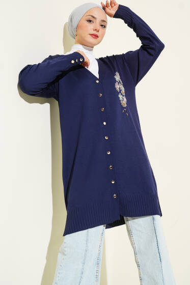 Çiçek Nakışlı Düğmeli Merserize Hırka Lacivert - Hırka