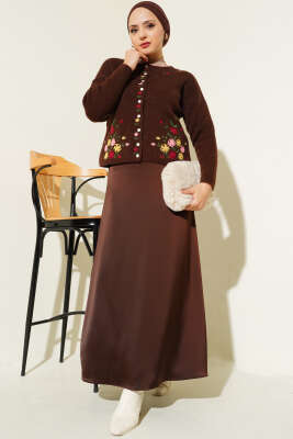 Çiçek Nakışlı İnci Düğmeli Triko Hırka Kahve - Triko Hırka