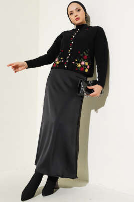 Çiçek Nakışlı İnci Düğmeli Triko Hırka Siyah - Triko Hırka