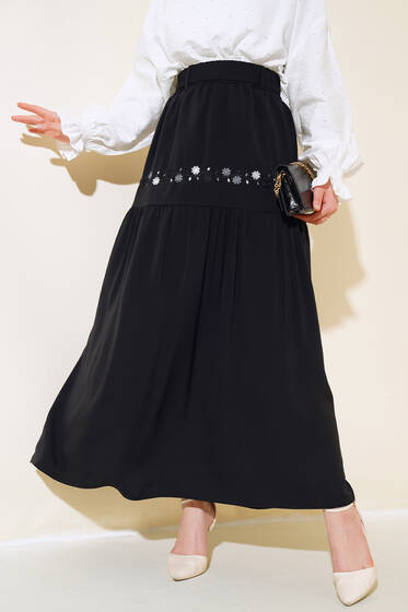 Çiçek Nakışlı Kuşaklı Etek Siyah - Etek