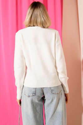 Çiçek Nakışlı Triko Kazak Ekru - Kadın Giyim Modelleri