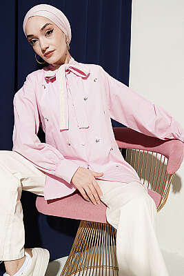 Çiçek Nakışlı Yakası Bağlamalı Gömlek Pembe - TABLO FASHİON