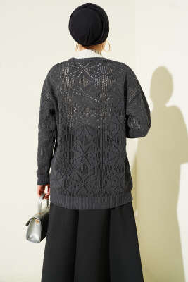 Çiçek Örgülü Düğmeli Triko Hırka Füme - Yılın Fırsatı