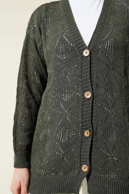 Çiçek Örgülü Düğmeli Triko Hırka Haki - Triko Hırka