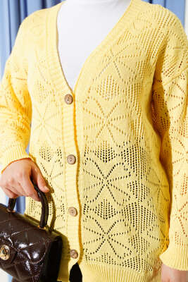 Çiçek Örgülü Düğmeli Triko Hırka Sarı - Hırka