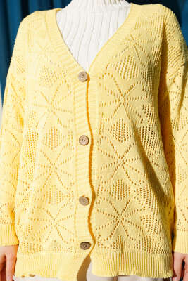 Çiçek Örgülü Düğmeli Triko Hırka Sarı - Hırka