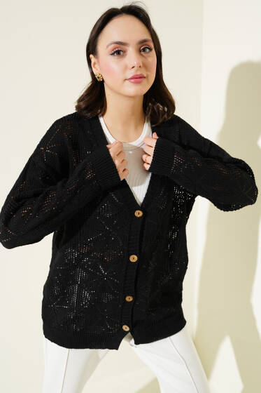 Çiçek Örgülü Düğmeli Triko Hırka Siyah - Hırka