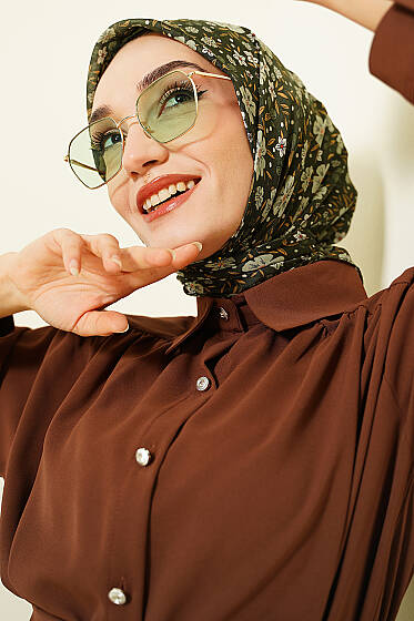 Çiçek Süslemeli Eşarp Haki - Başörtüsü