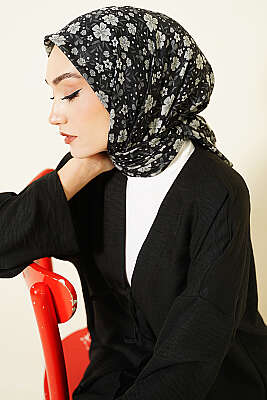 Çiçek Süslemeli Eşarp Siyah - SİNEM EŞARP