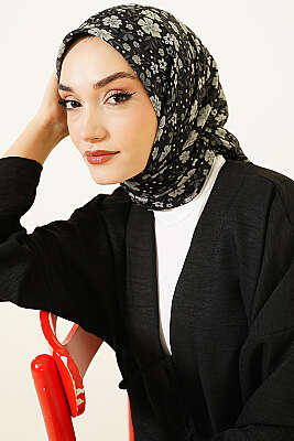 Çiçek Süslemeli Eşarp Siyah - Başörtüsü