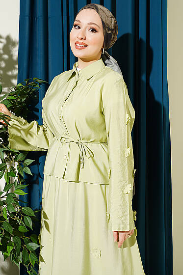 Çiçek Süslemeli Etekli İkili Takım Çağla Yeşili - İkili Takım