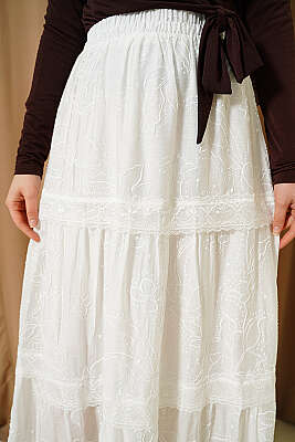 Çiçekli Dantelli Etek Beyaz - Etek