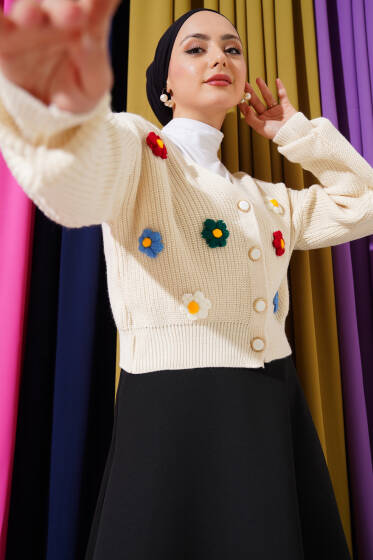 Çiçekli Kısa Triko Hırka Bej - Hırka