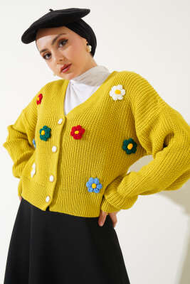 Çiçekli Kısa Triko Hırka Yağ Yeşili - Triko Hırka