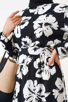 Çiçekli Kuşaklı Bürümcük Elbise Siyah - Tesettür Elbise