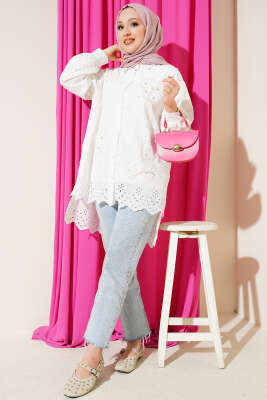 Çiçekli Taşlı Brodeli Tunik Beyaz - Tunik